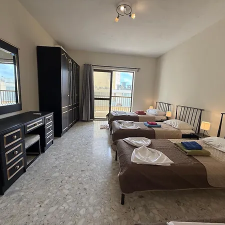 Panoramic Xl Penthouse Seafront Слима