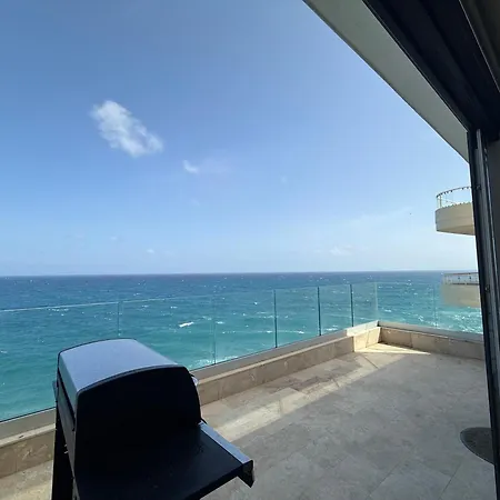 Panoramic Xl Penthouse Seafront Слима