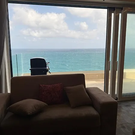 Апартаменты Panoramic Xl Penthouse Seafront Слима