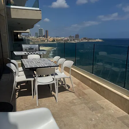 Panoramic Xl Penthouse Seafront Апартаменты Слима