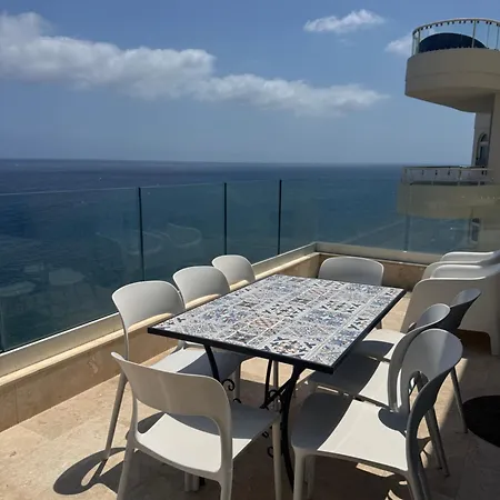 Panoramic Xl Penthouse Seafront * Слима